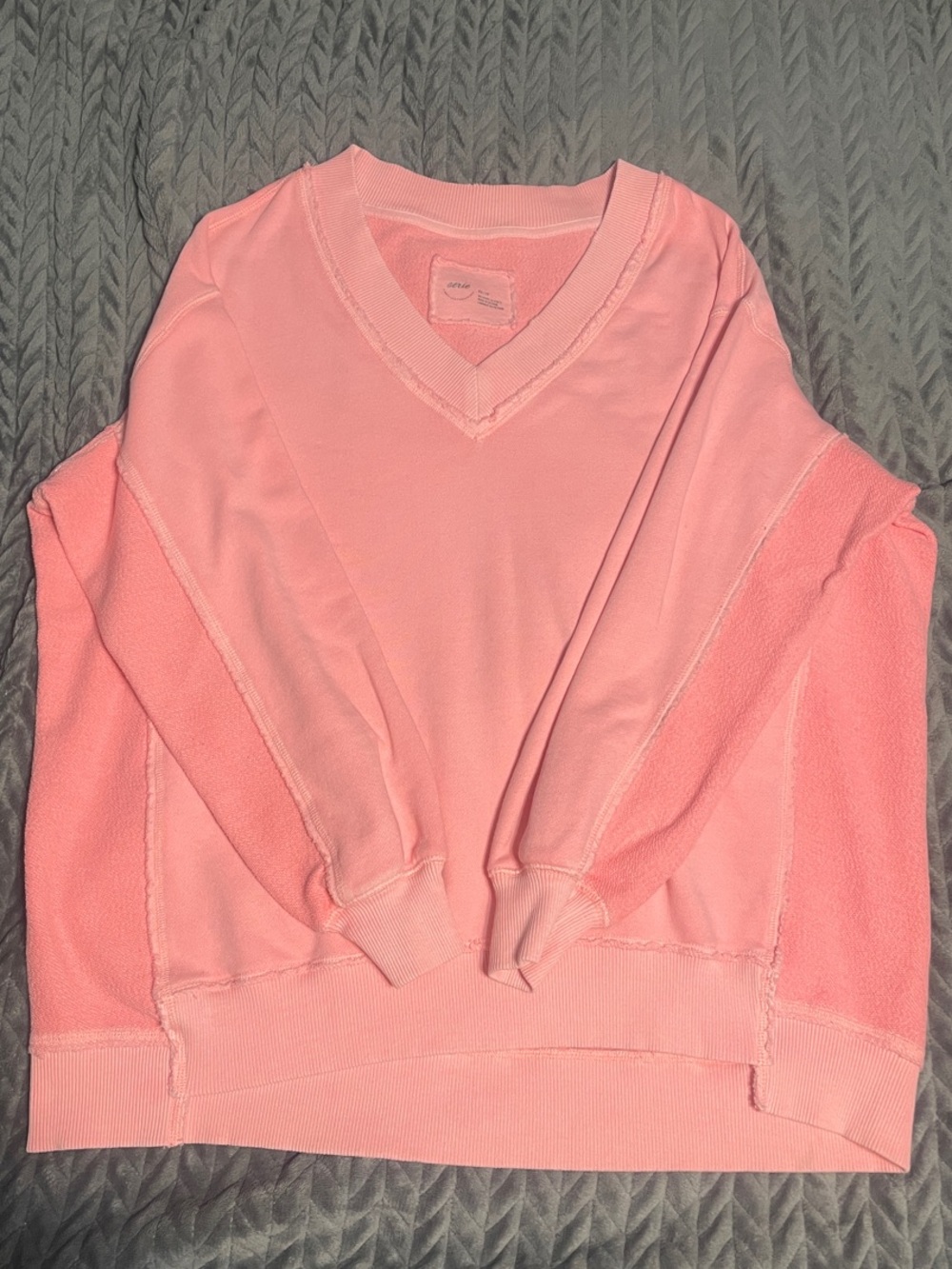 Aerie Women's V-Neck Pink Sweater